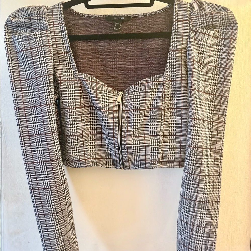 Forever 21 Gray Checkered Puff Sleeve Blouse
